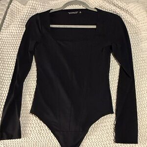 Abercrombie & Fitch Black Long-Sleeve Square-Neck Bodysuit